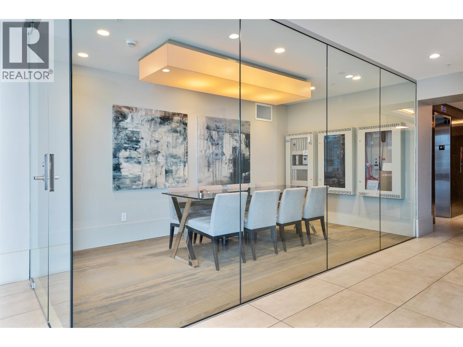 2107 1550 Fern Street, North Vancouver, British Columbia  V7J 2L6 - Photo 33 - R3112103