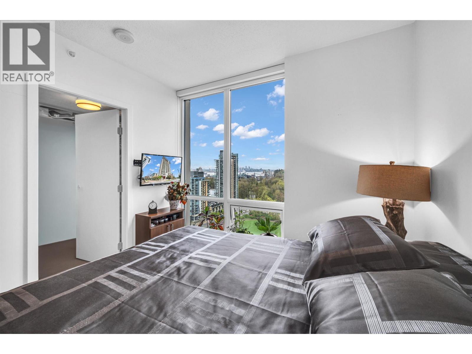 2107 1550 Fern Street, North Vancouver, British Columbia  V7J 2L6 - Photo 14 - R3112103