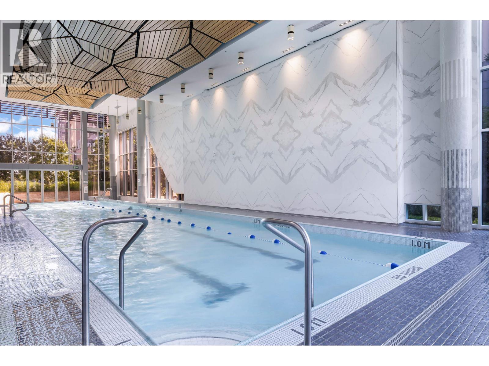 2107 1550 Fern Street, North Vancouver, British Columbia  V7J 2L6 - Photo 34 - R3112103