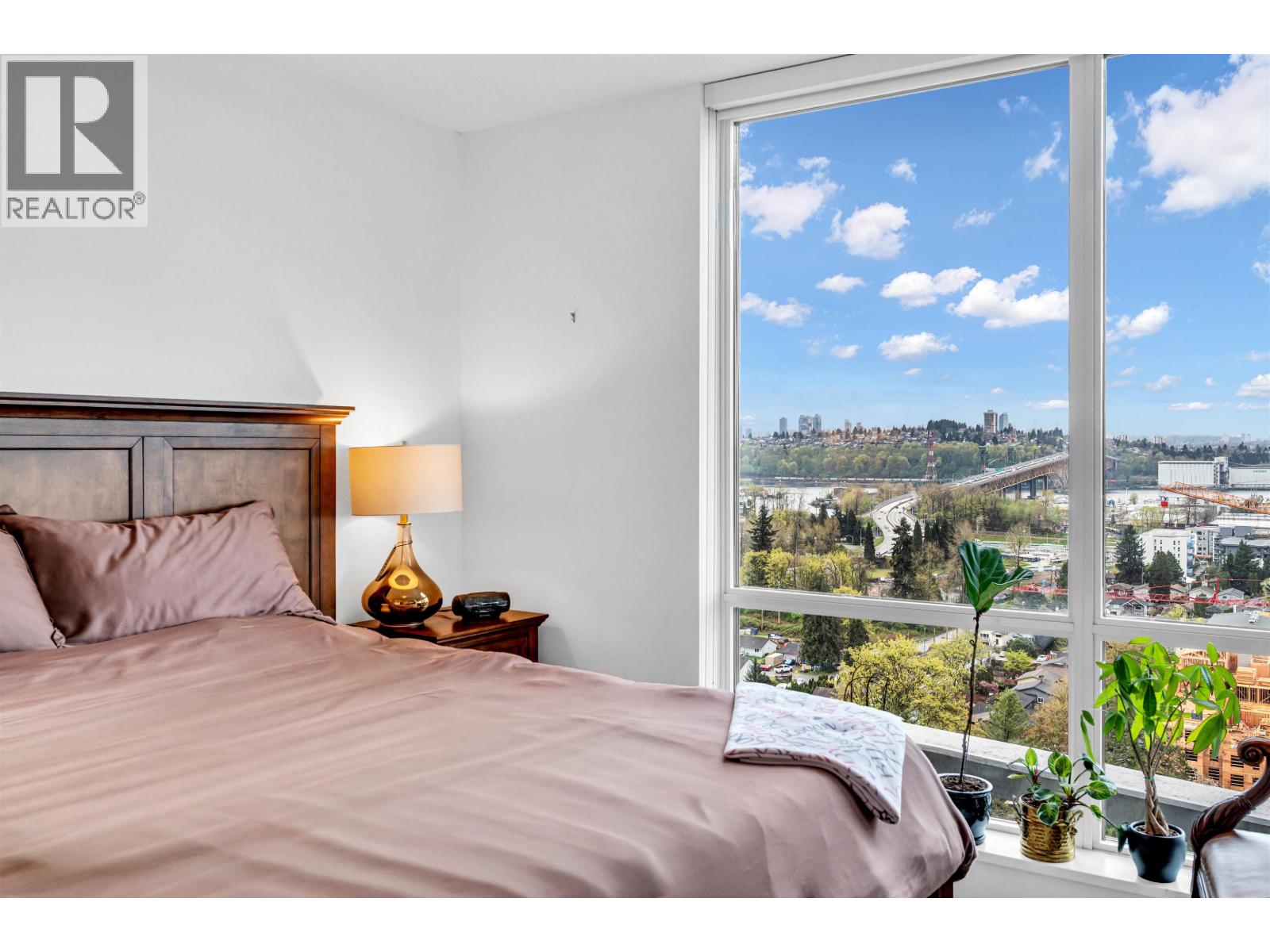 2107 1550 Fern Street, North Vancouver, British Columbia  V7J 2L6 - Photo 15 - R3112103