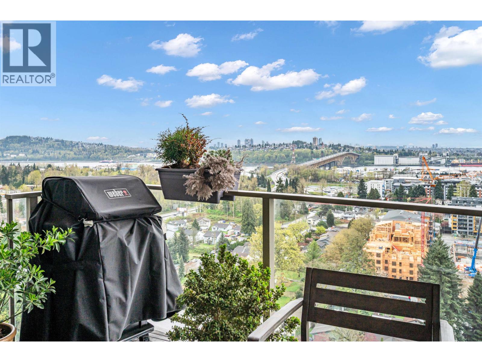 2107 1550 Fern Street, North Vancouver, British Columbia  V7J 2L6 - Photo 6 - R3112103