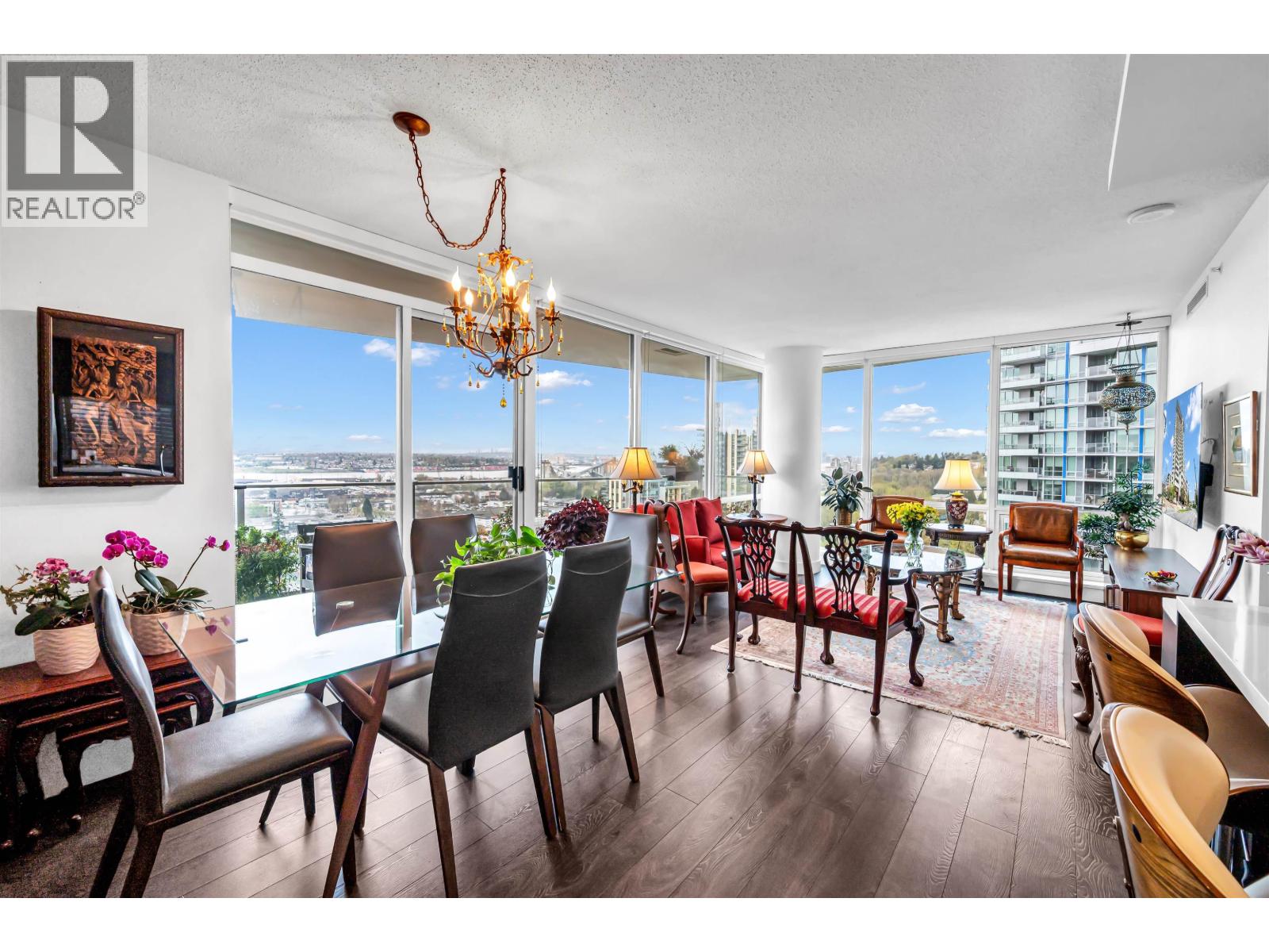 2107 1550 Fern Street, North Vancouver, British Columbia  V7J 2L6 - Photo 11 - R3112103