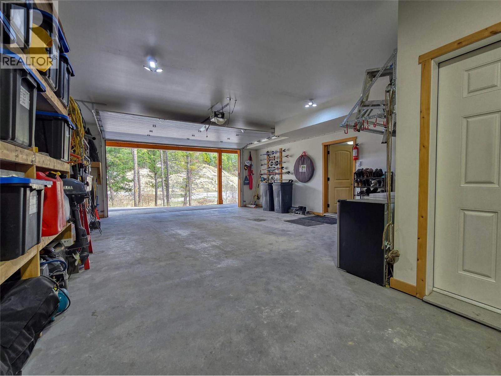 983 Swansea View Road Road, Invermere, British Columbia  V0A 1K3 - Photo 22 - 10383264