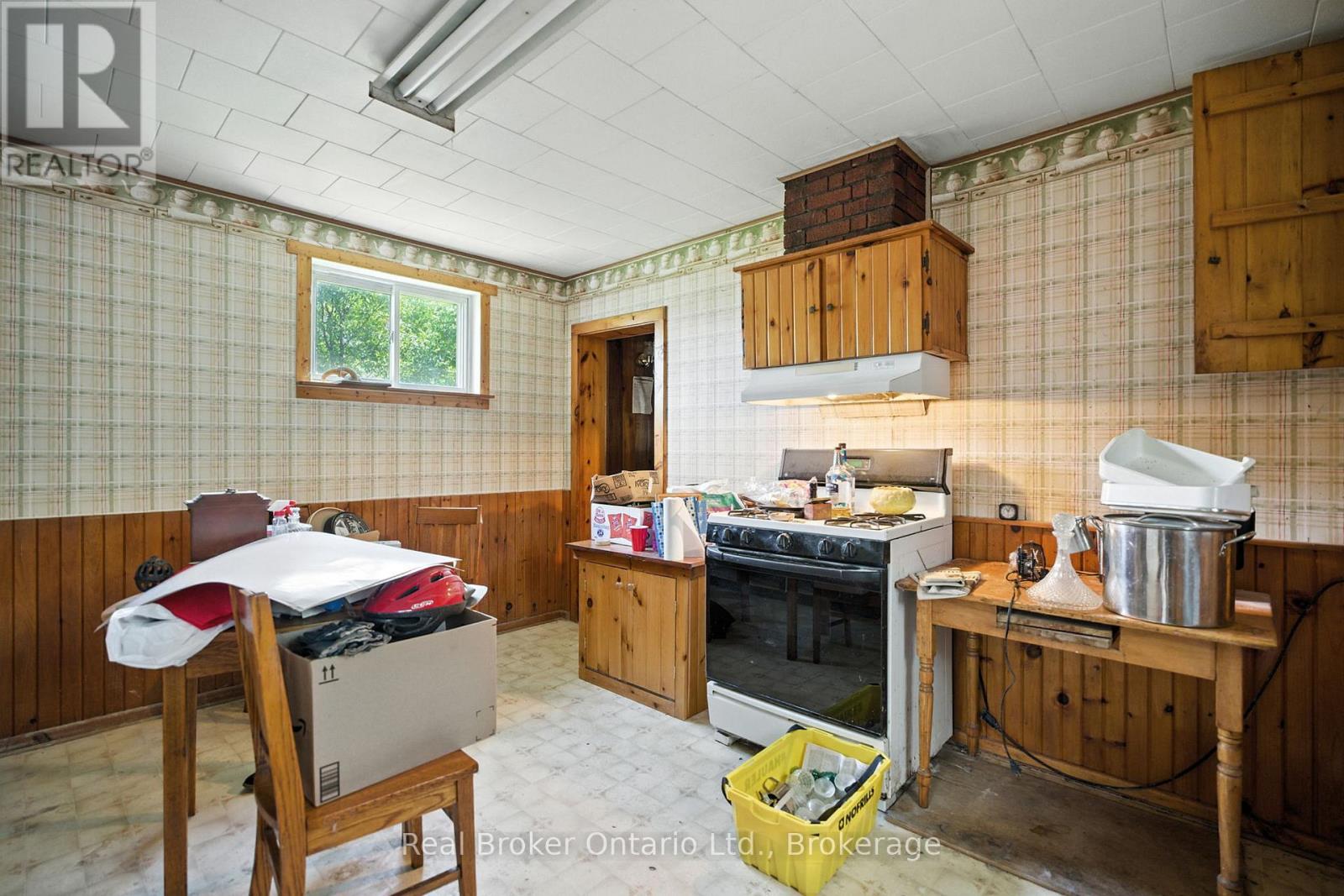 320 Netherby Road, Welland, Ontario  L3B 5N7 - Photo 11 - X12919448