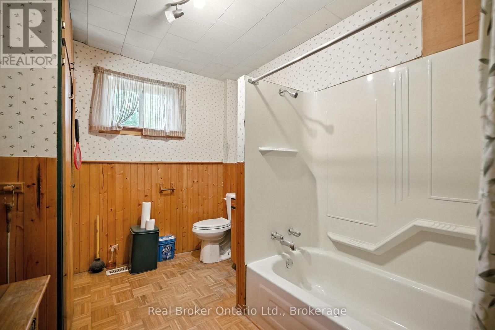 320 Netherby Road, Welland, Ontario  L3B 5N7 - Photo 7 - X12919448