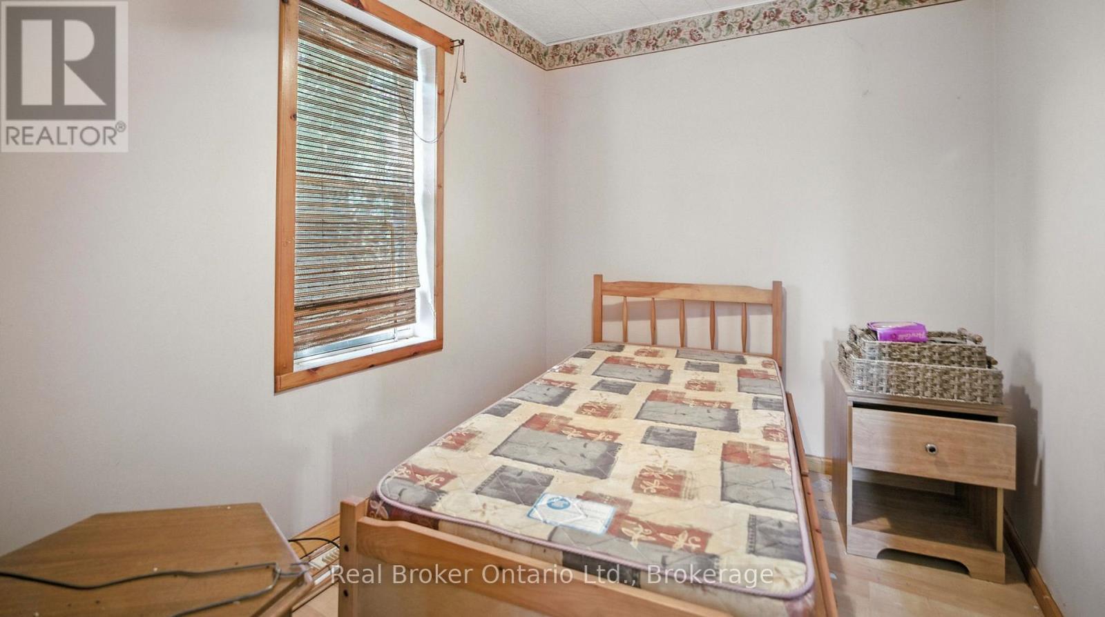 320 Netherby Road, Welland, Ontario  L3B 5N7 - Photo 8 - X12919448