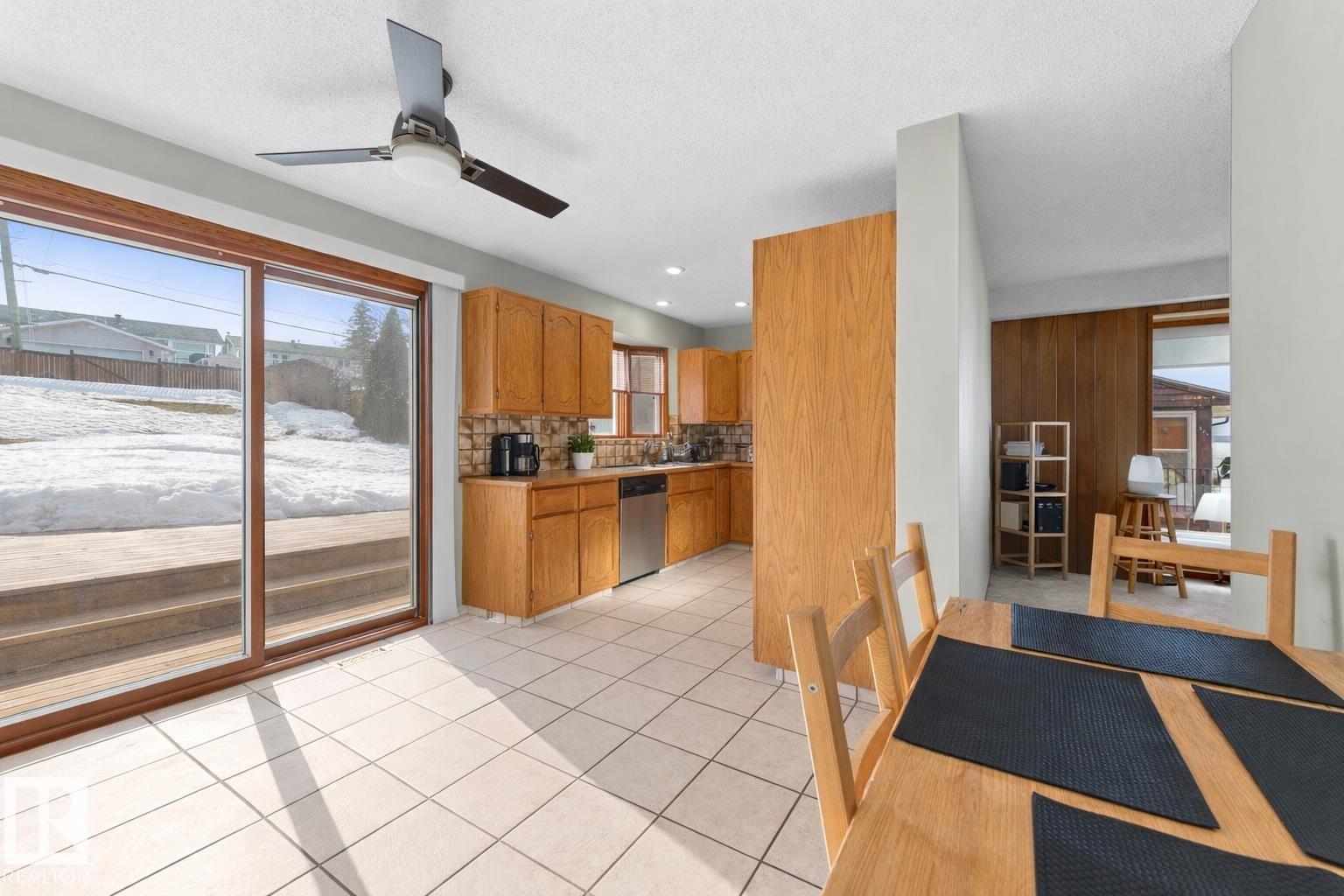 311 Lakeshore Dr, Cold Lake, Alberta  T9M 1A3 - Photo 10 - E4482472