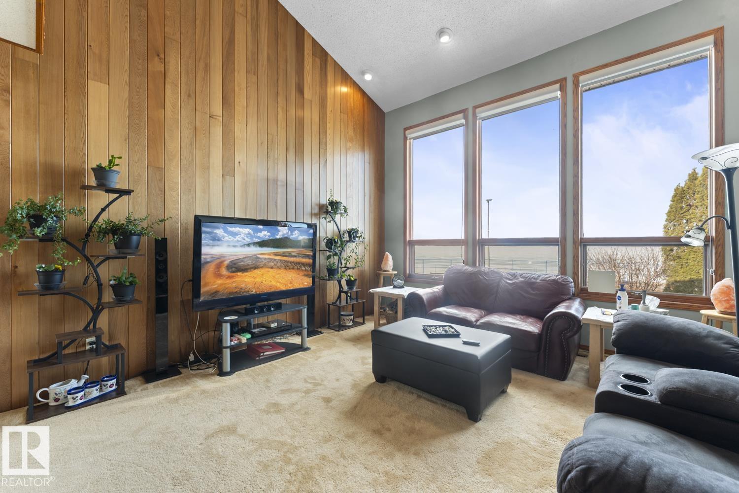 311 Lakeshore Dr, Cold Lake, Alberta  T9M 1A3 - Photo 3 - E4482472