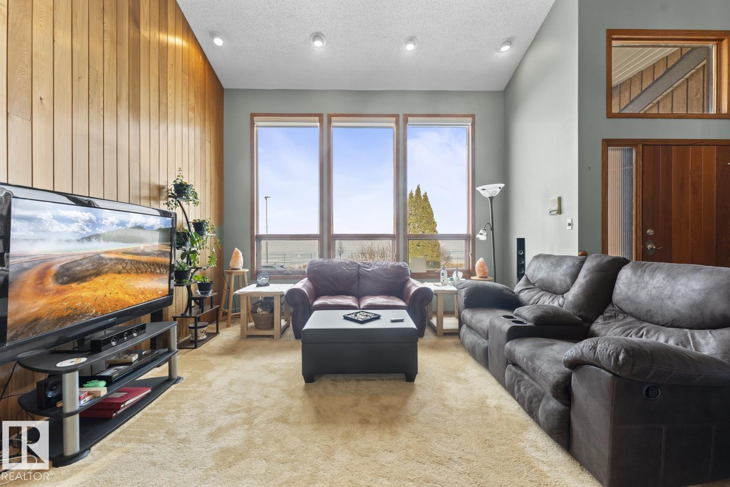 311 Lakeshore Dr, Cold Lake, Alberta  T9M 1A3 - Photo 4 - E4482472