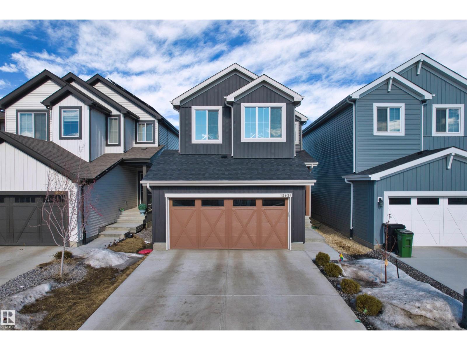 15634 18 AV SW, edmonton, Alberta