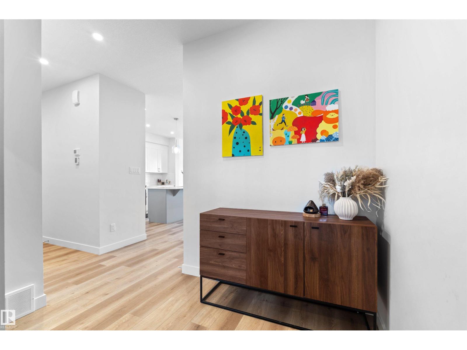 15634 18 Av Sw, Edmonton, Alberta  T6W 5C2 - Photo 10 - E4482474