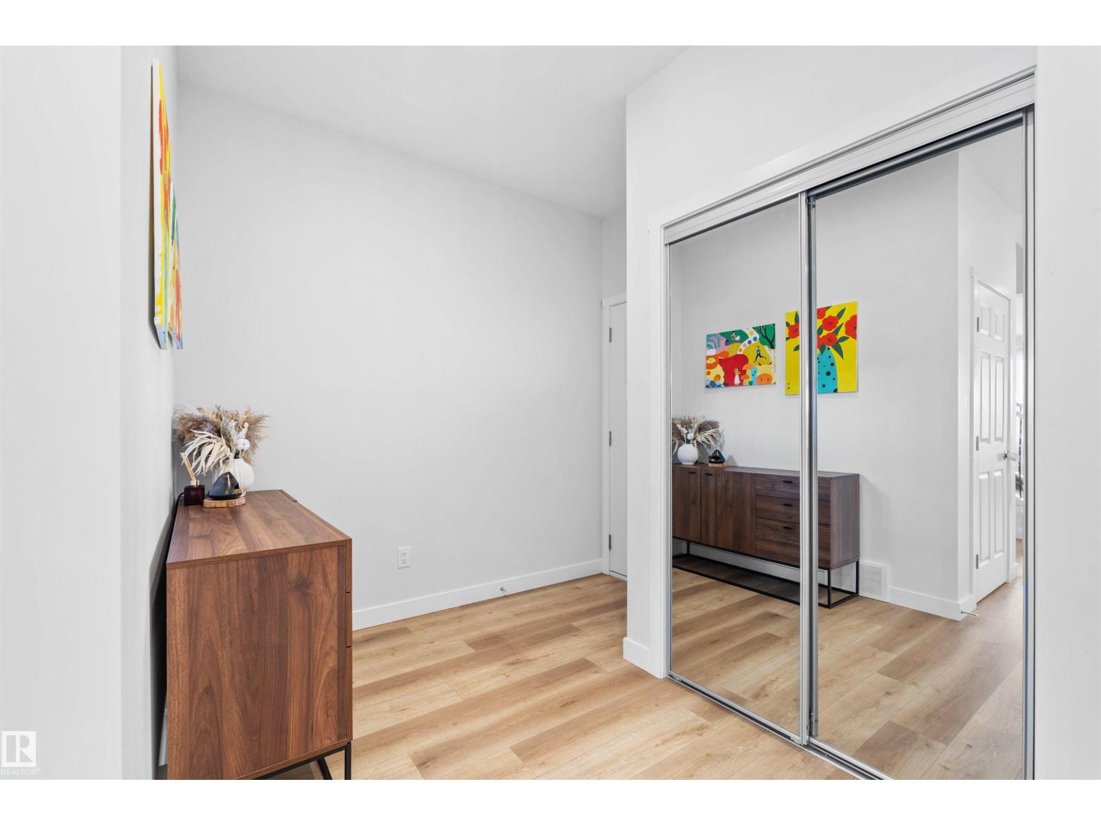 15634 18 Av Sw, Edmonton, Alberta  T6W 5C2 - Photo 11 - E4482474