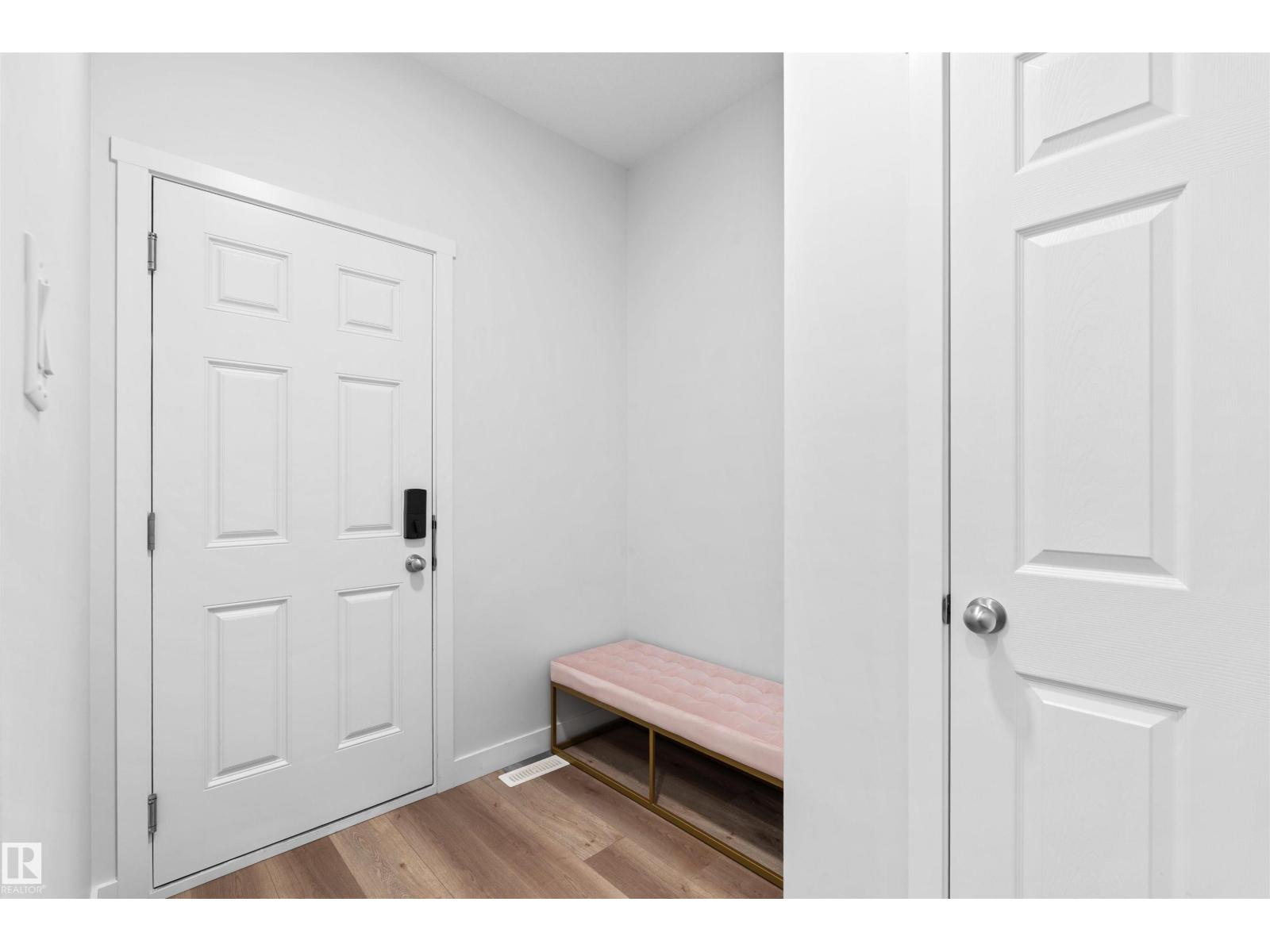 15634 18 Av Sw, Edmonton, Alberta  T6W 5C2 - Photo 12 - E4482474