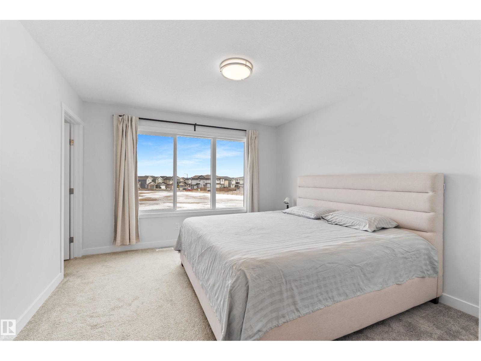 15634 18 Av Sw, Edmonton, Alberta  T6W 5C2 - Photo 15 - E4482474