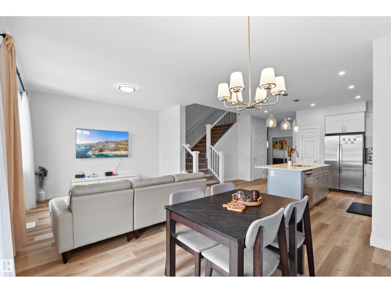 15634 18 Av Sw, Edmonton, Alberta  T6W 5C2 - Photo 8 - E4482474