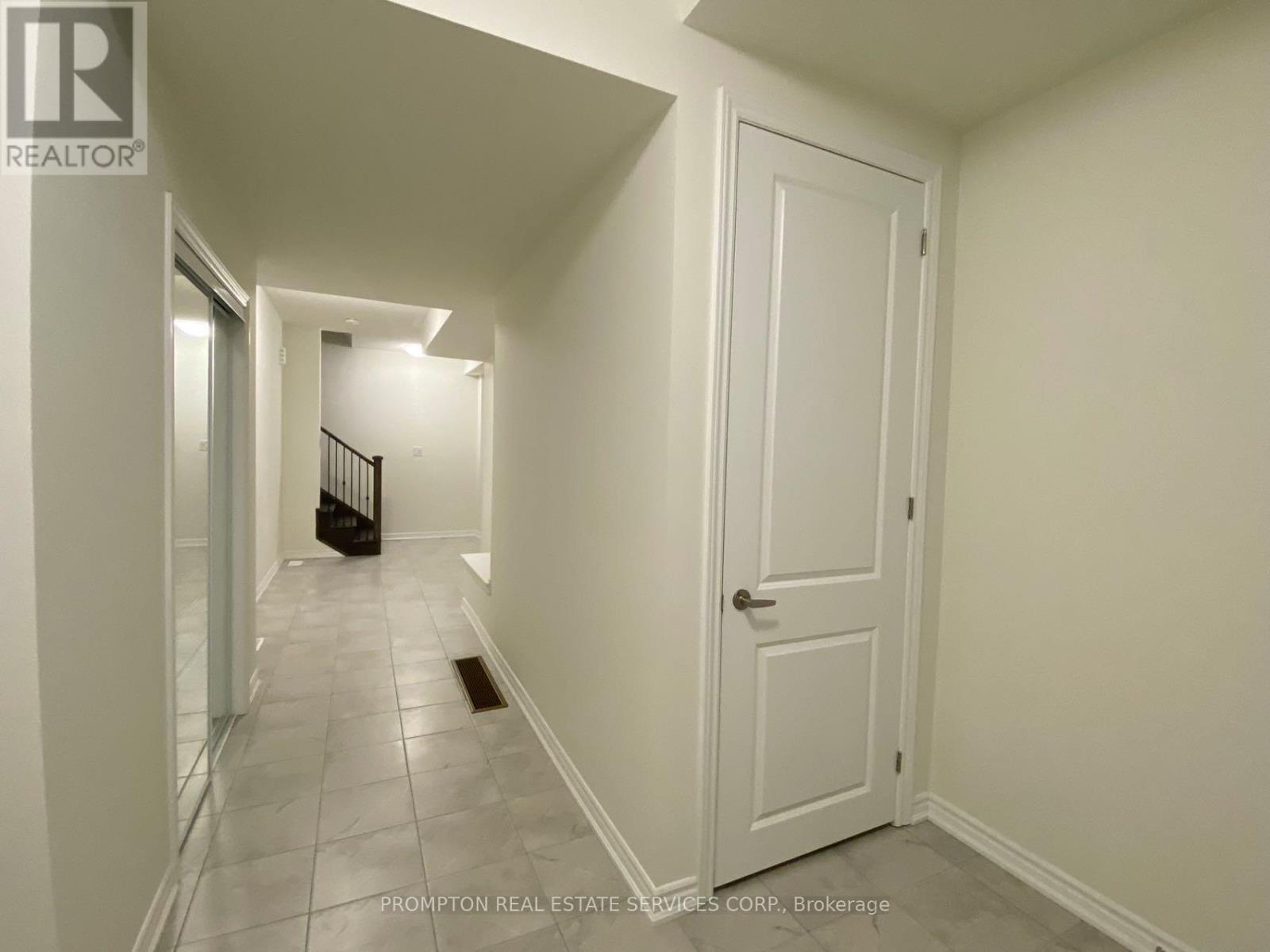 59 Therma Crescent, Markham, Ontario  L6C 3K9 - Photo 2 - N13004618