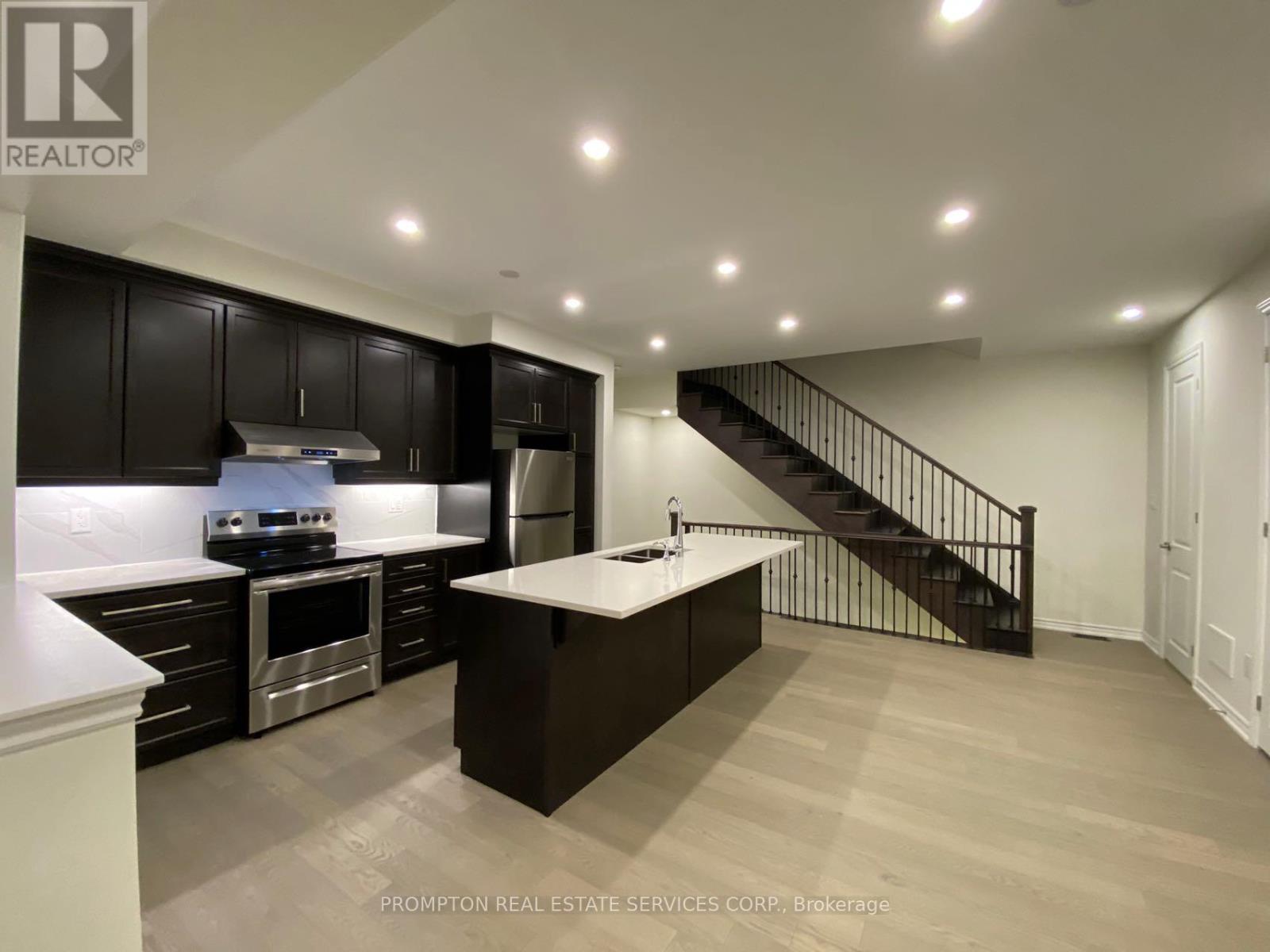 59 Therma Crescent, Markham, Ontario  L6C 3K9 - Photo 6 - N13004618