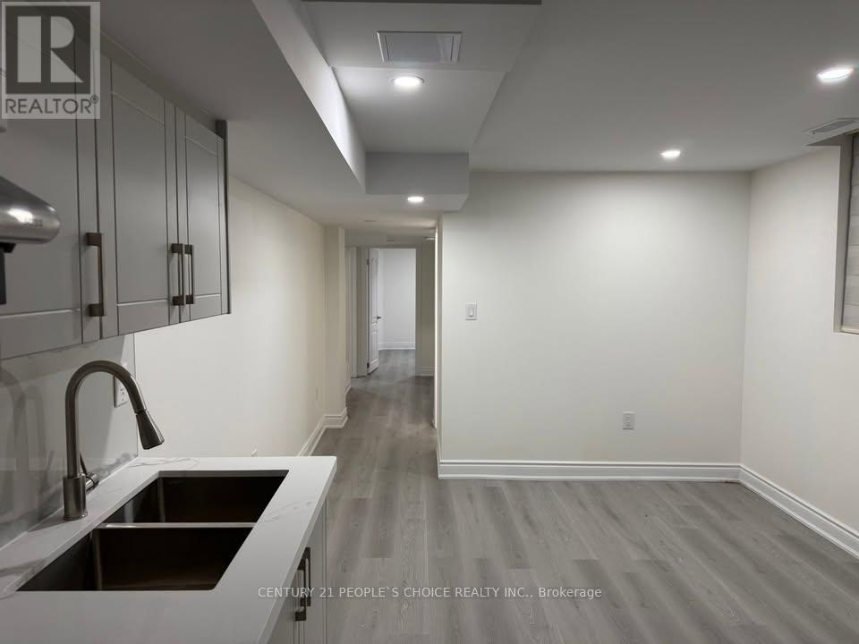 56 Florette Place, Brampton, Ontario L6X 3E8 - Photo 2 - W13004628