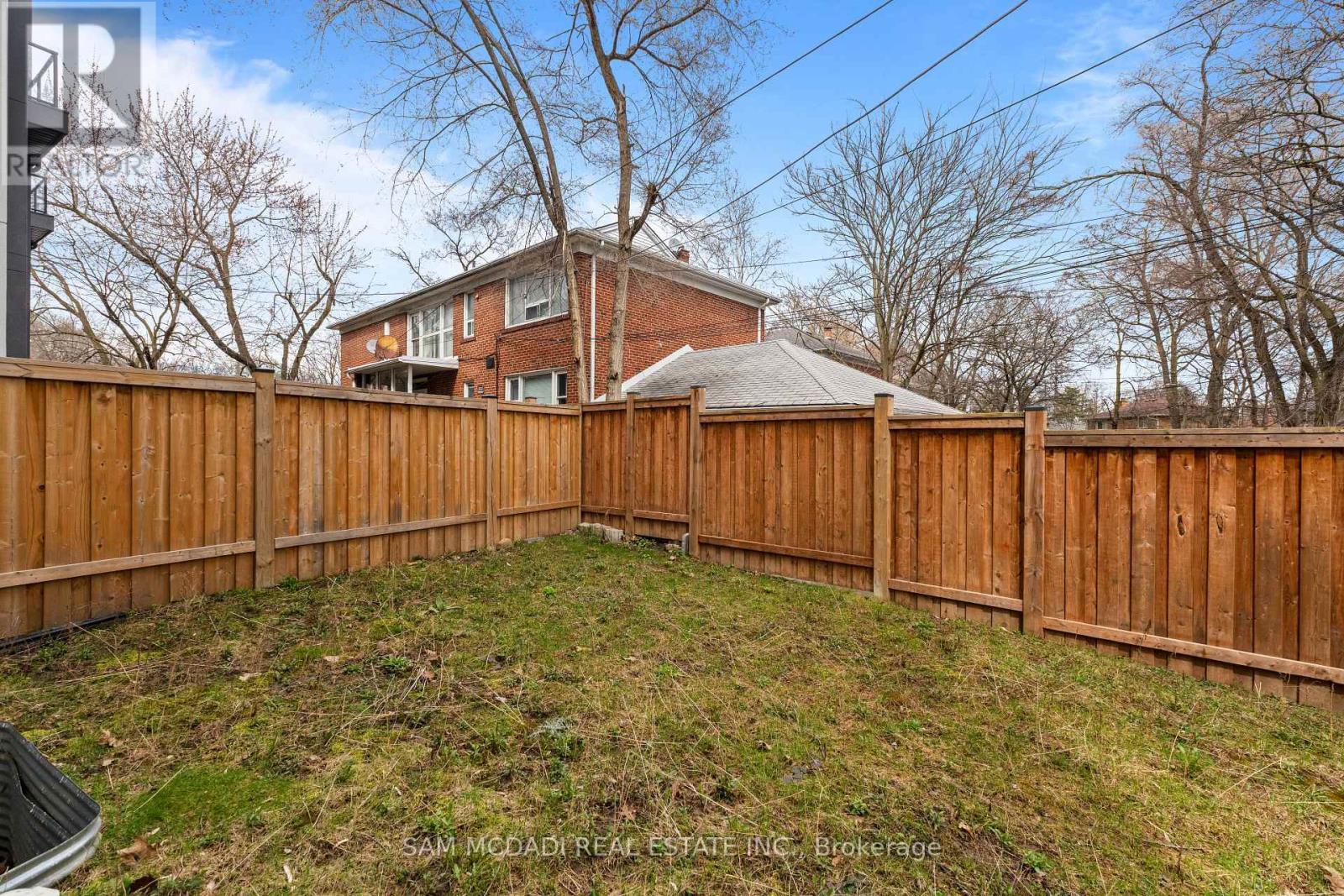 15 Old Oak Drive, Toronto, Ontario M9A 1A3 - Photo 30 - W13004640