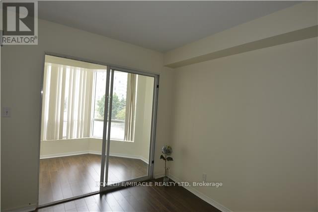 313 - 155 Hillcrest Avenue, Mississauga, Ontario  L5B 4B1 - Photo 6 - W13004660