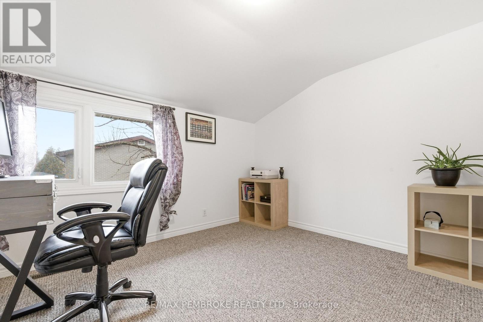 98 Birch Street, Deep River, Ontario K0J 1P0 - Photo 36 - X12999888