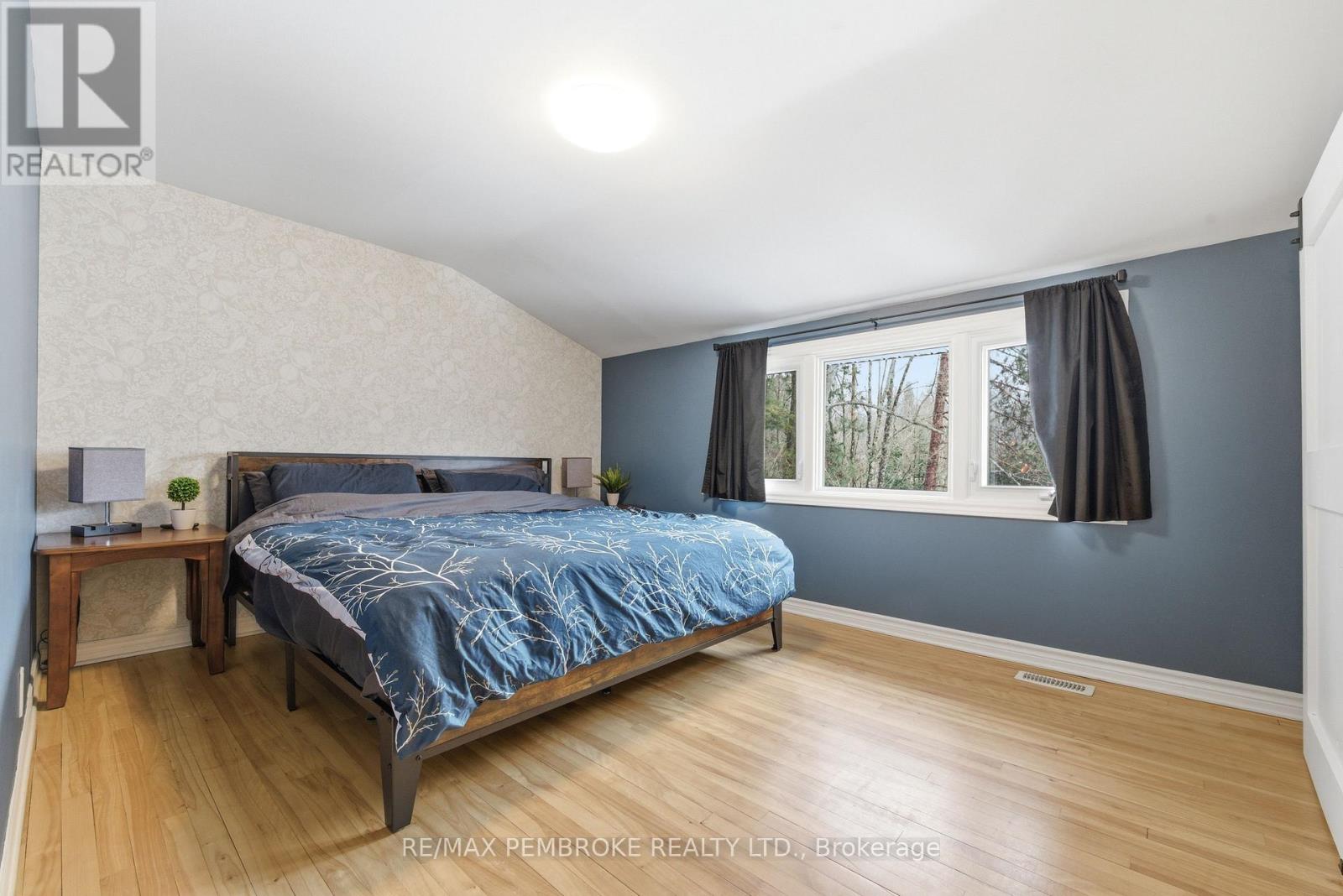 98 Birch Street, Deep River, Ontario K0J 1P0 - Photo 34 - X12999888