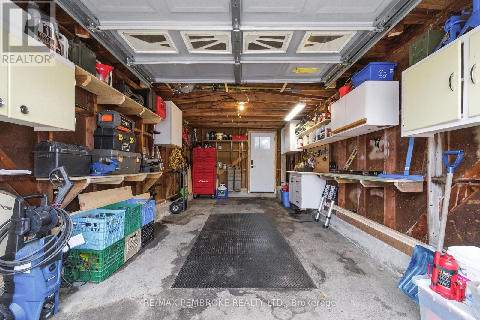 98 Birch Street, Deep River, Ontario K0J 1P0 - Photo 41 - X12999888