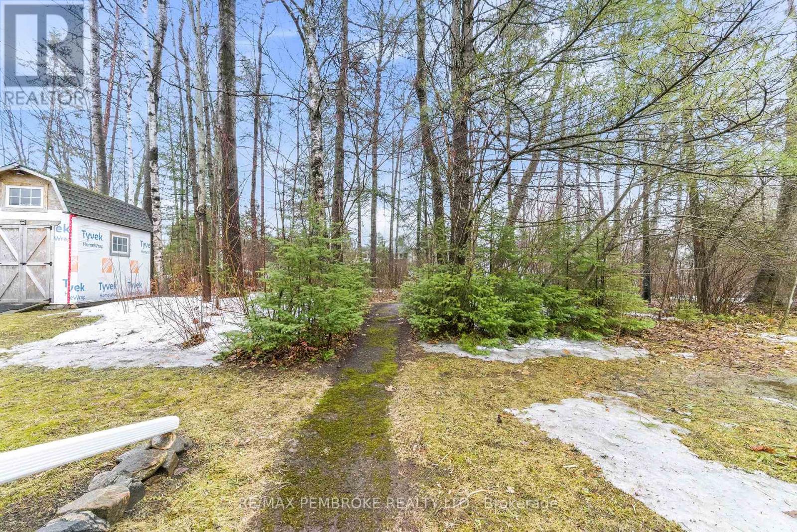 98 Birch Street, Deep River, Ontario K0J 1P0 - Photo 48 - X12999888