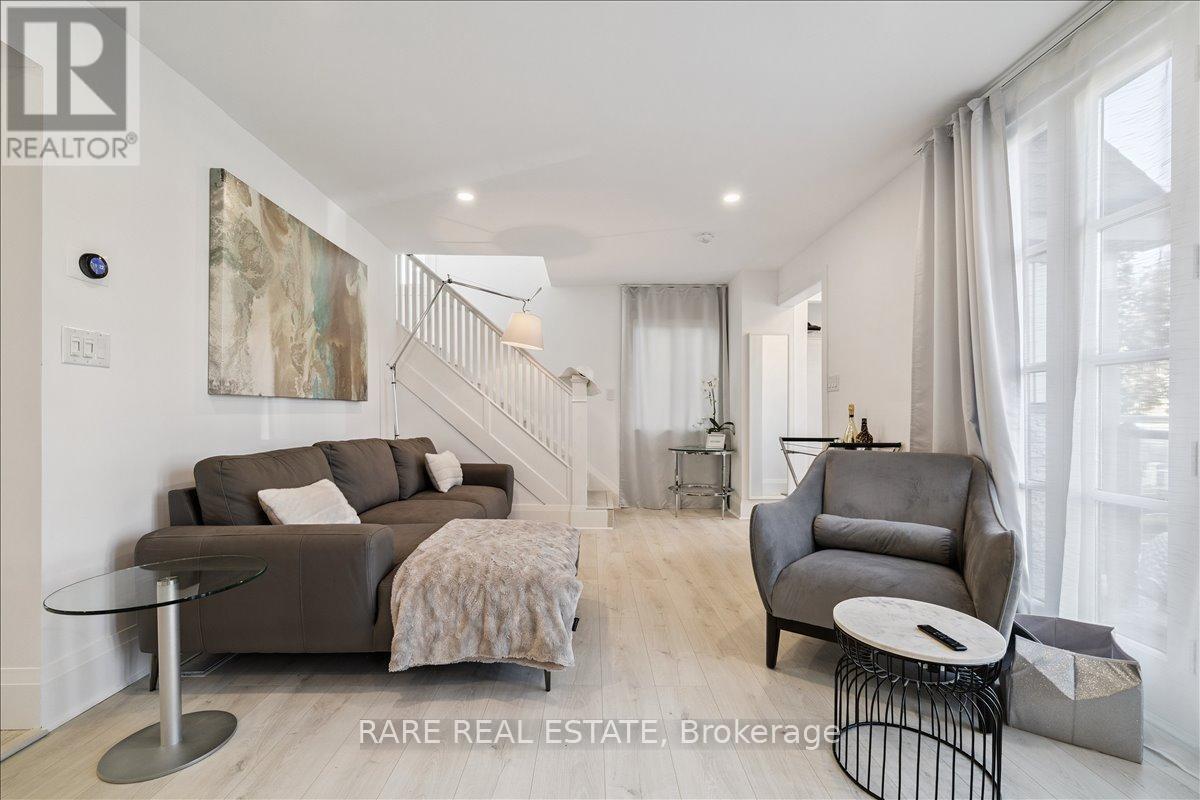 5709 Dorchester Road, Niagara Falls, Ontario  L2G 5S5 - Photo 5 - X13004594