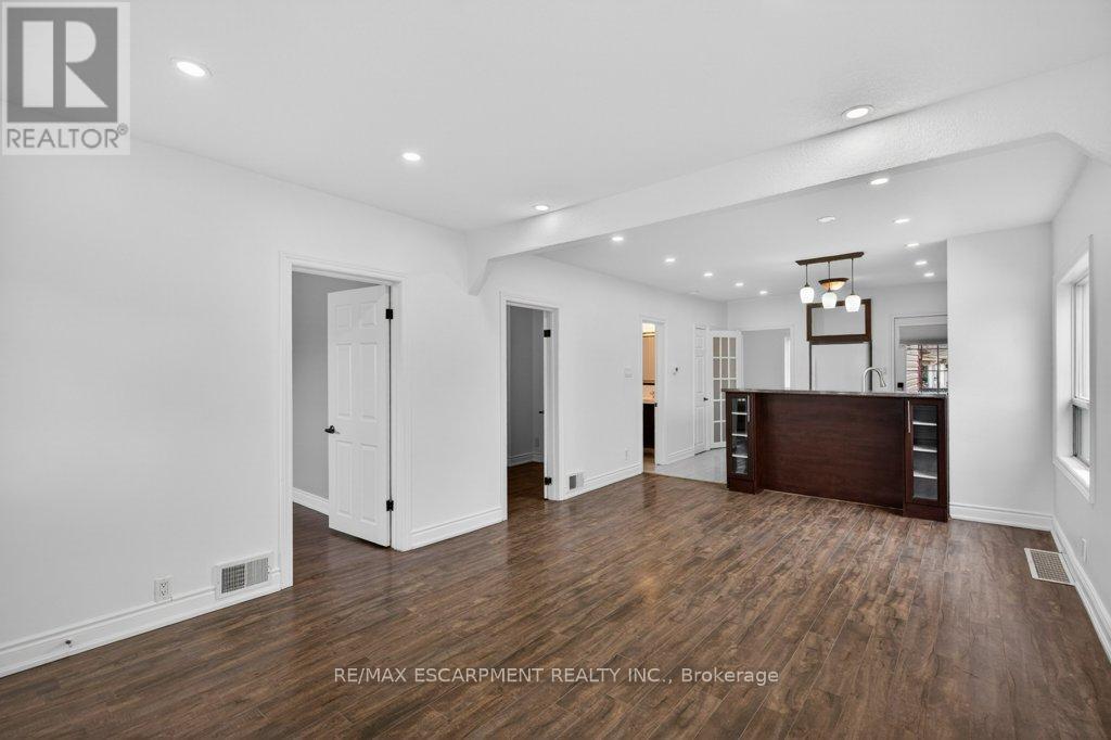 299 Britannia Avenue, Hamilton, Ontario  L8H 1Y2 - Photo 12 - X13004596