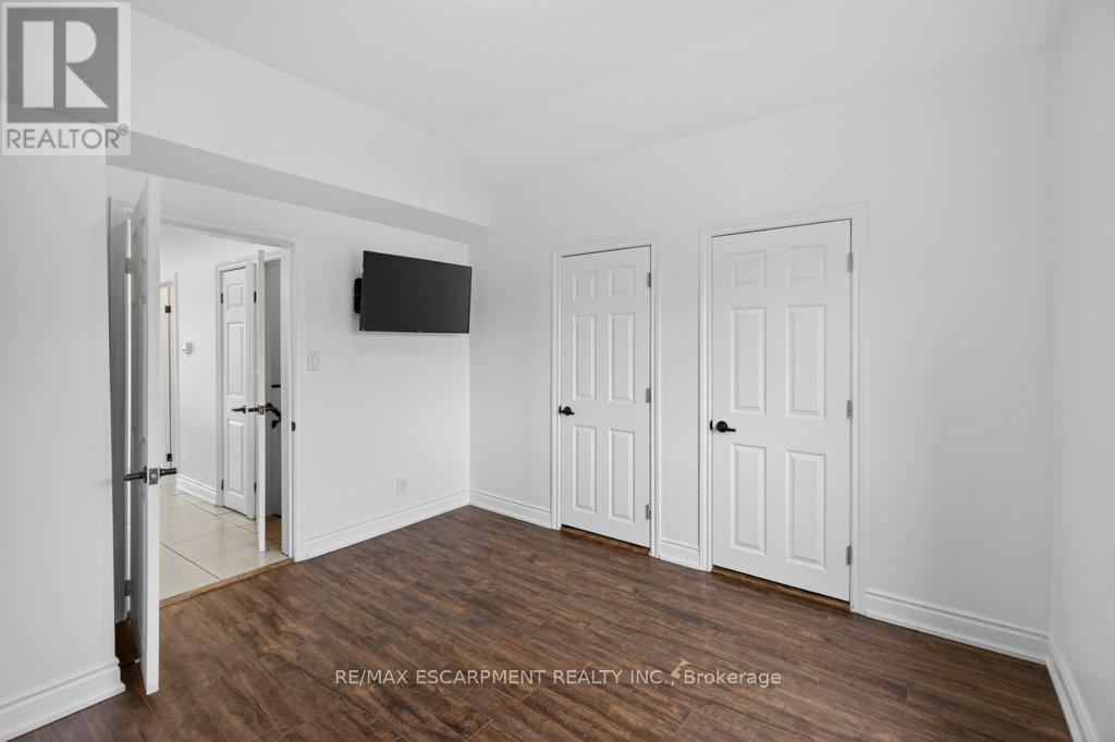 299 Britannia Avenue, Hamilton, Ontario  L8H 1Y2 - Photo 21 - X13004596