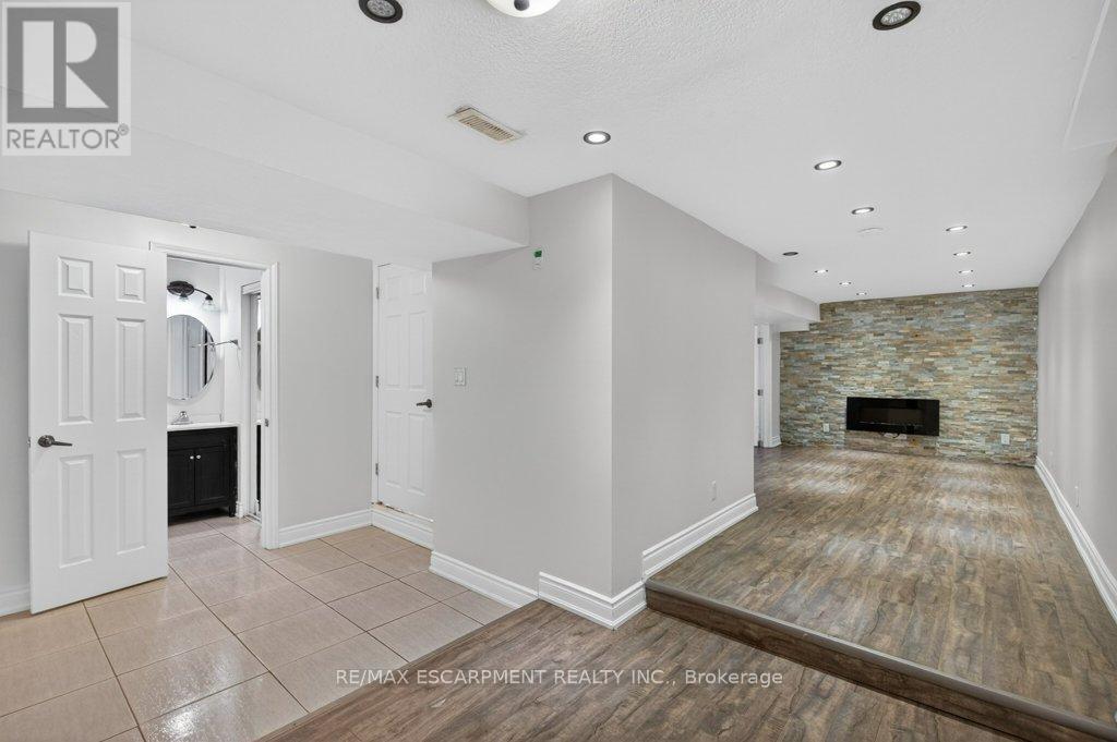 299 Britannia Avenue, Hamilton, Ontario  L8H 1Y2 - Photo 30 - X13004596