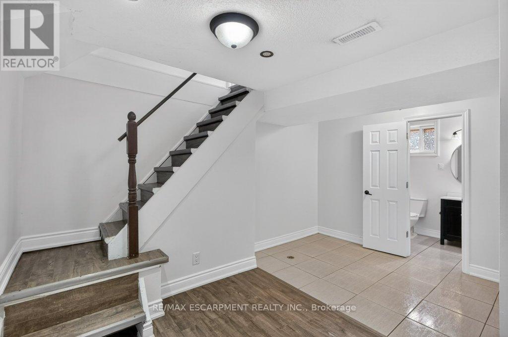 299 Britannia Avenue, Hamilton, Ontario  L8H 1Y2 - Photo 36 - X13004596