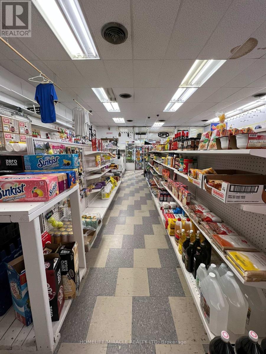 675 King Street, Port Colborne, Ontario  L3K 4H9 - Photo 4 - X13004626