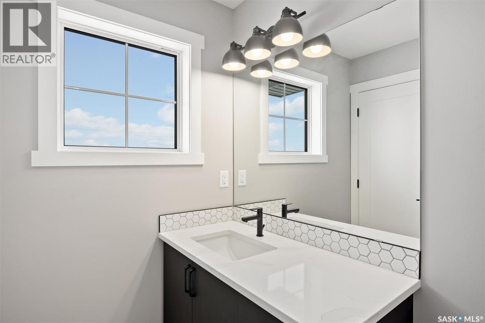 427 Yuel Crescent, Saskatoon, Saskatchewan  S7W 1N5 - Photo 30 - SK033044