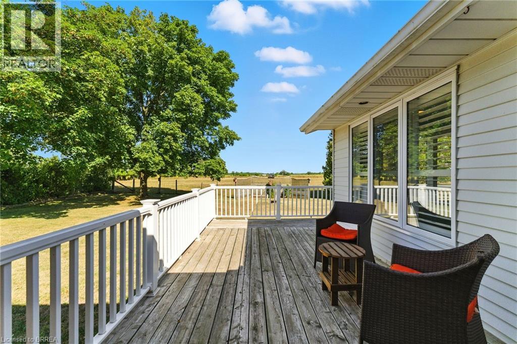 207 Robinson Road, Brantford, Ontario  N3T 5L7 - Photo 22 - 40821335