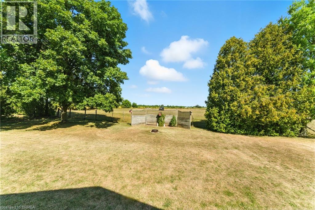 207 Robinson Road, Brantford, Ontario  N3T 5L7 - Photo 24 - 40821335