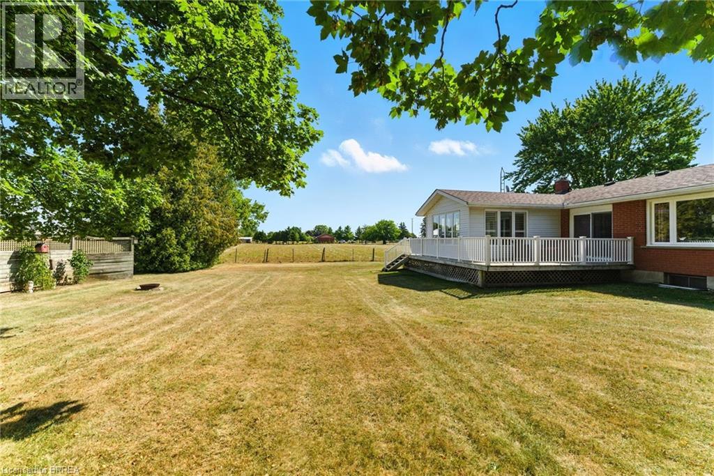 207 Robinson Road, Brantford, Ontario  N3T 5L7 - Photo 27 - 40821335