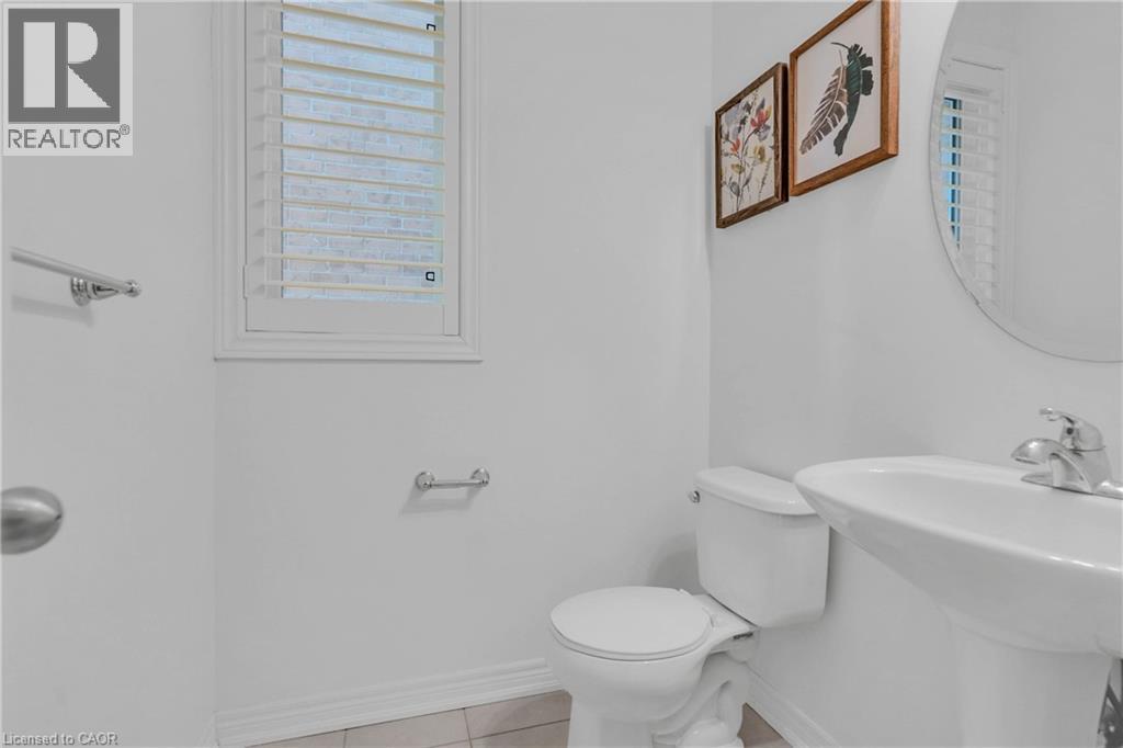 22 Woodhouse Street, Hamilton, Ontario  L9K 0H2 - Photo 17 - 40821329