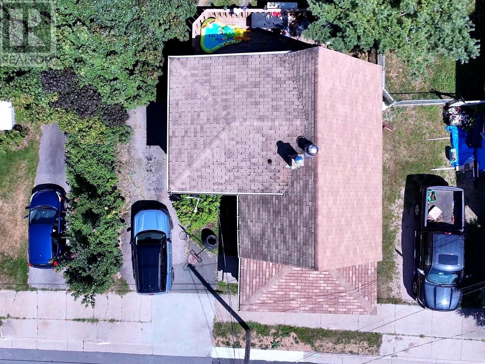 219 Rockdale Avenue, Sydney, Nova Scotia  B1P 1Z8 - Photo 3 - 202520397