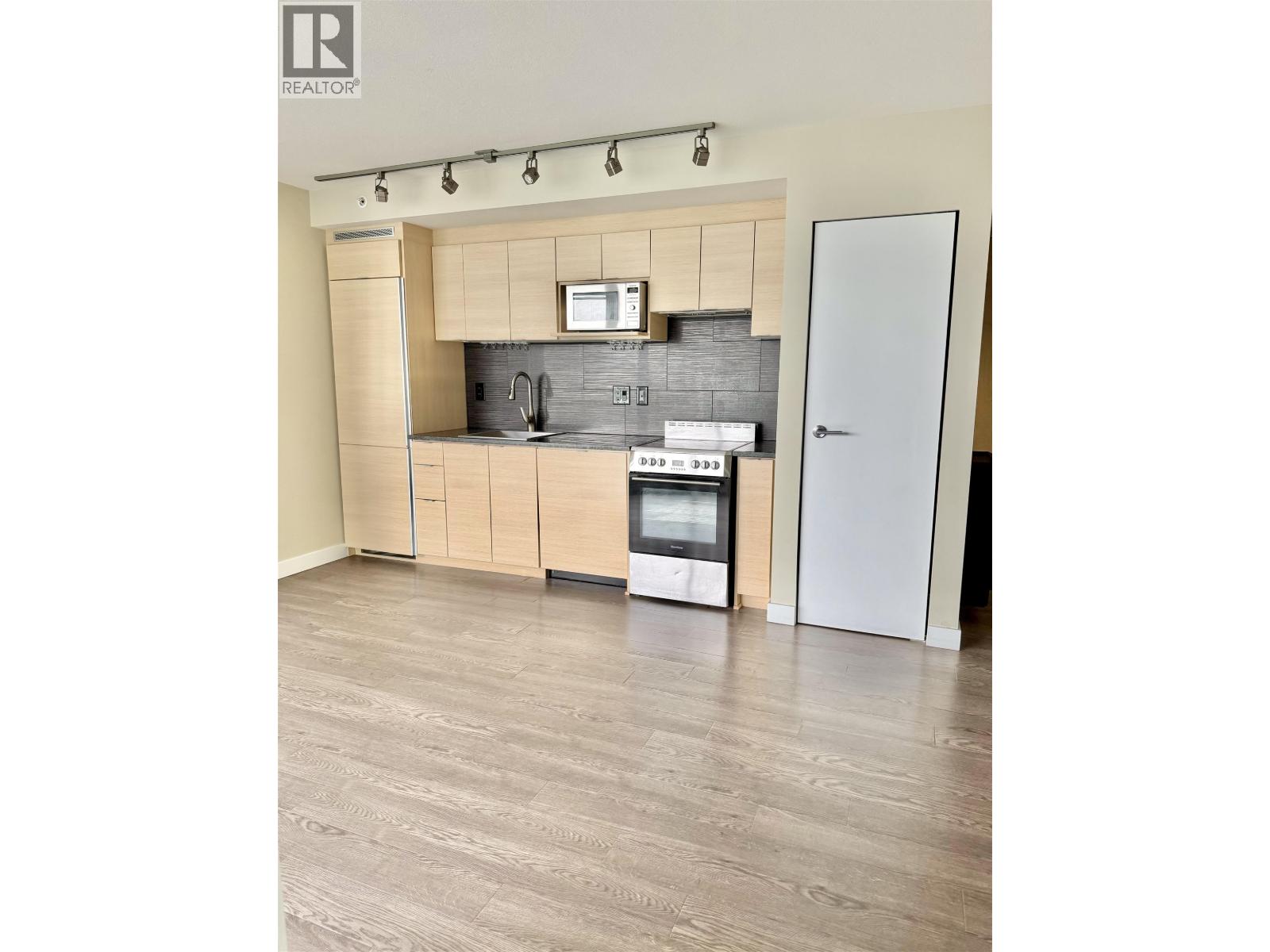 2407 489 Interurban Way, Vancouver, British Columbia  V5X 0C7 - Photo 10 - R3111373