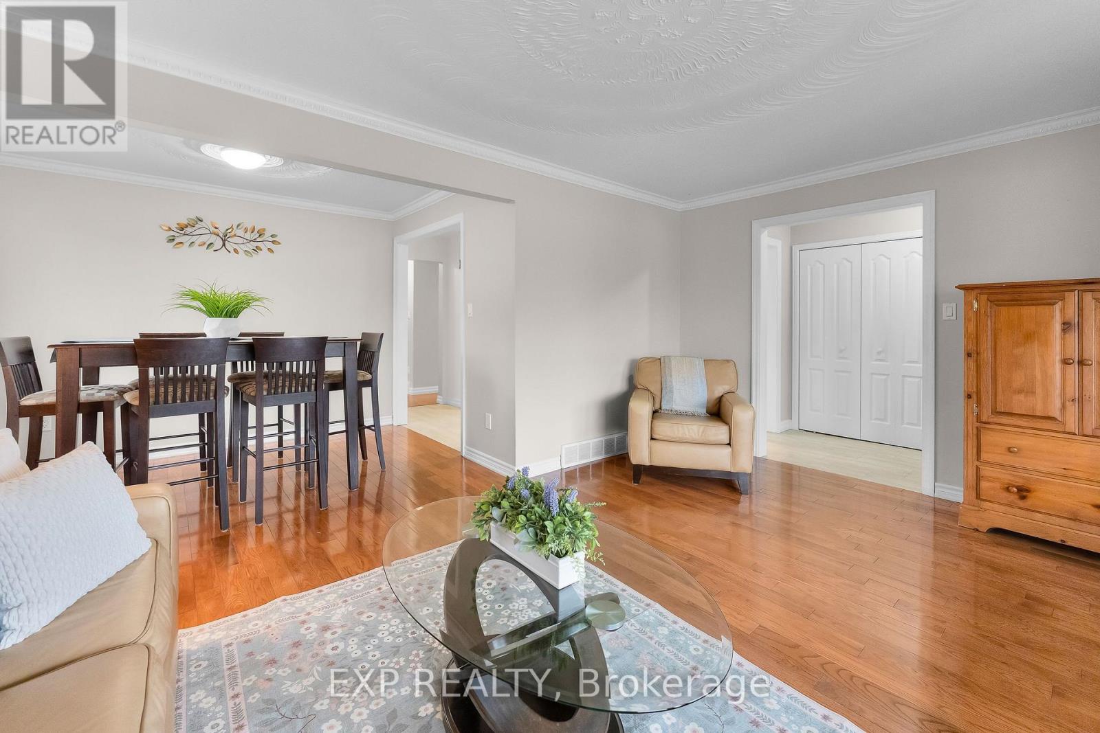 7260 Casey Street, Niagara Falls, Ontario  L2J 3R3 - Photo 12 - X12952438