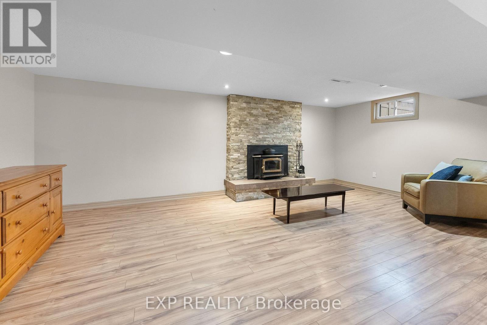 7260 Casey Street, Niagara Falls, Ontario  L2J 3R3 - Photo 27 - X12952438