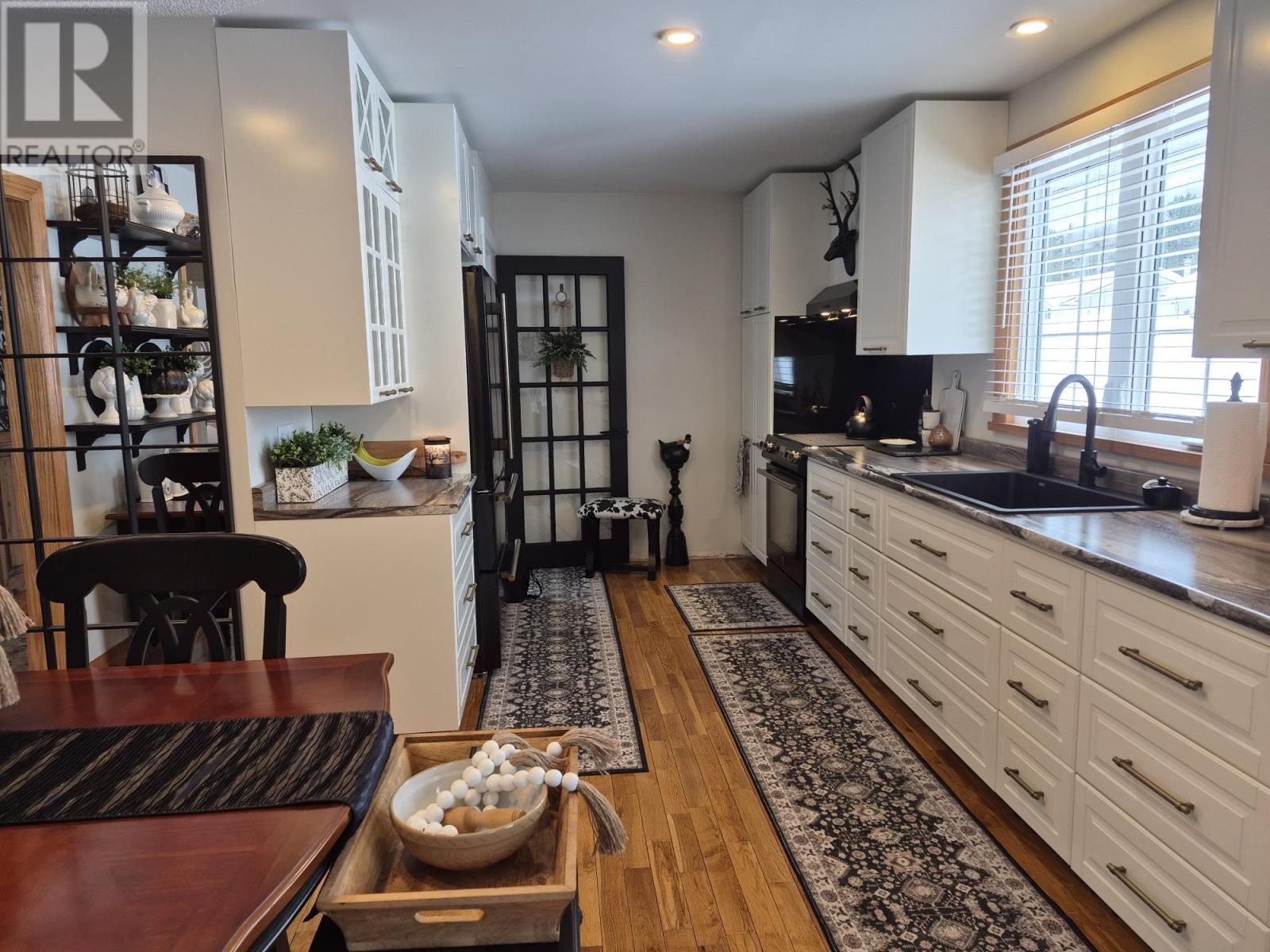 34 Redwing Ave, Manitouwadge, Ontario  P0T 2C0 - Photo 16 - TB2600666