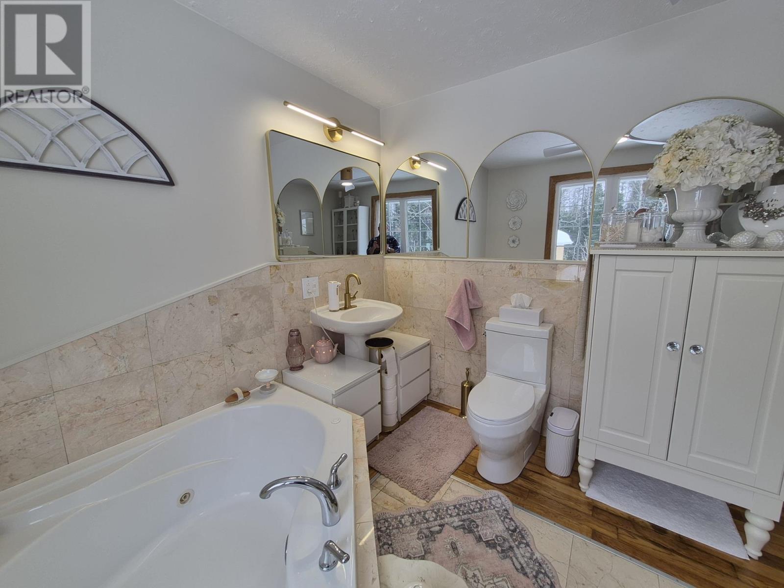 34 Redwing Ave, Manitouwadge, Ontario  P0T 2C0 - Photo 24 - TB2600666