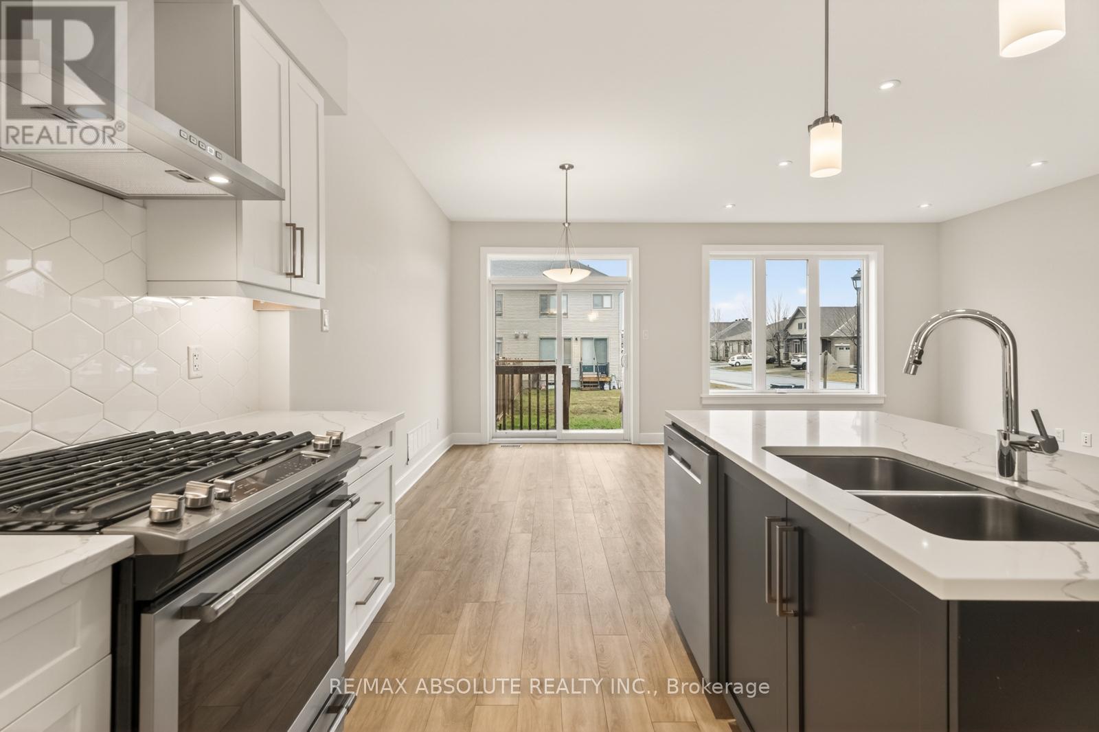 34 Taber Street, Carleton Place, Ontario  K7C 0H2 - Photo 11 - X13004680