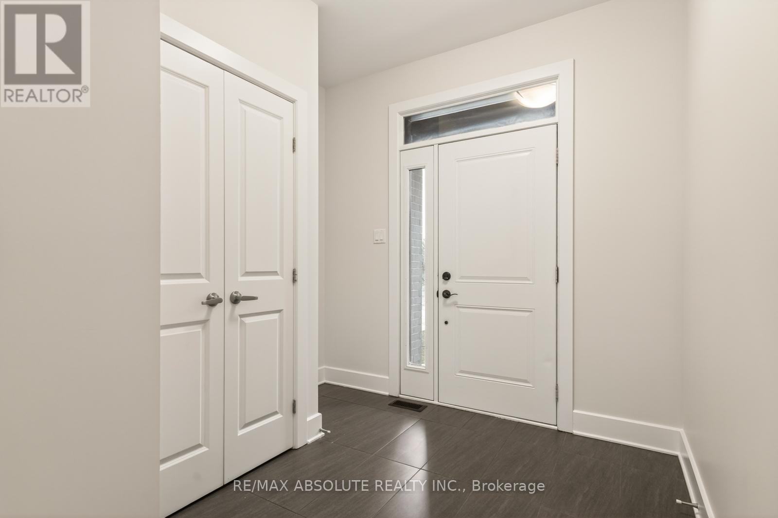 34 Taber Street, Carleton Place, Ontario  K7C 0H2 - Photo 4 - X13004680