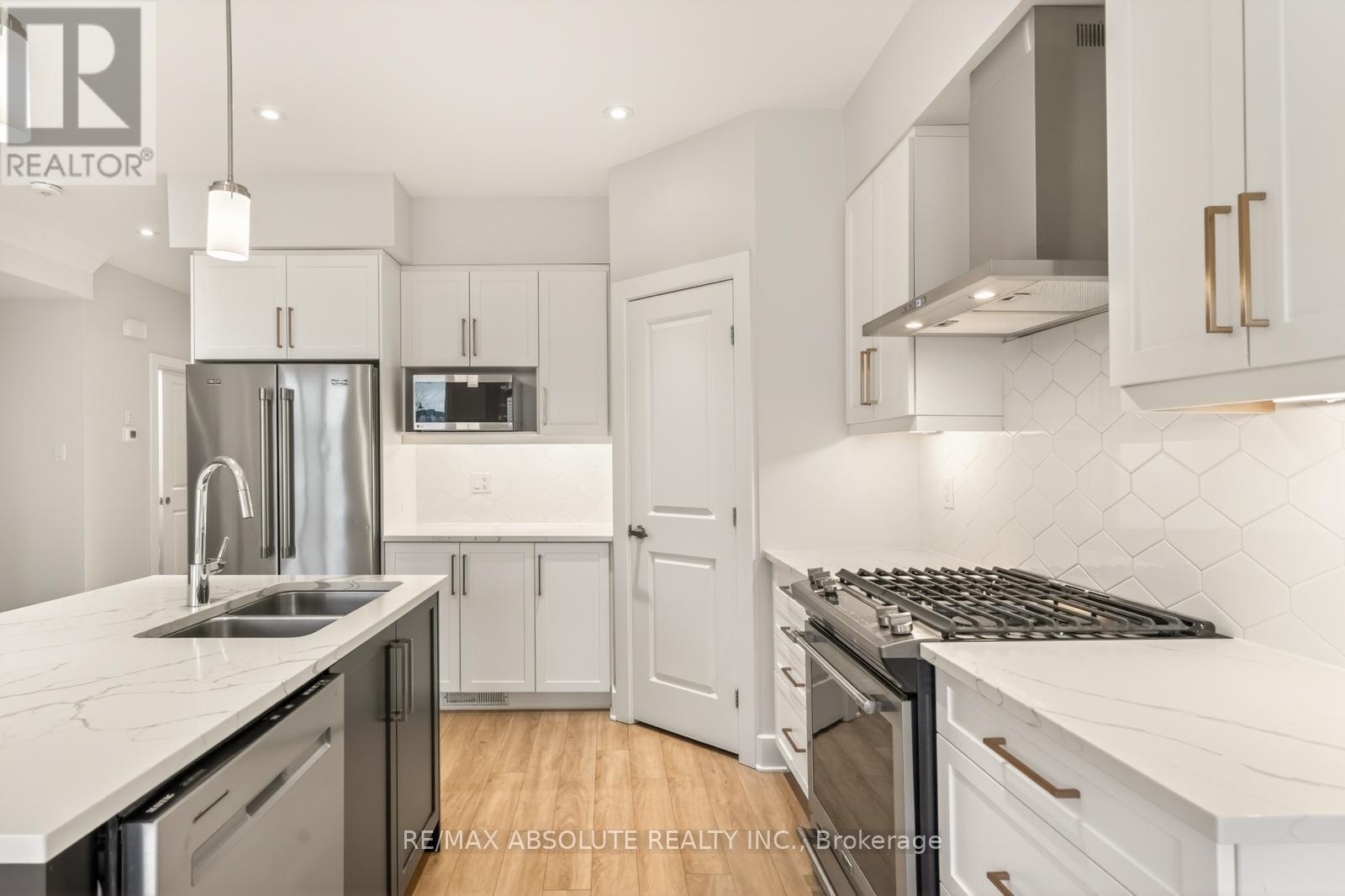 34 Taber Street, Carleton Place, Ontario  K7C 0H2 - Photo 9 - X13004680