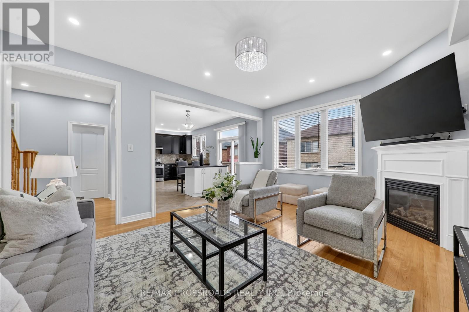 10 Sedore Street, Markham, Ontario  L6E 0K2 - Photo 18 - N12939244