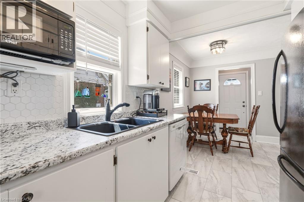 15 Roselle Place, Stoney Creek, Ontario  L8G 1R2 - Photo 15 - 40819734